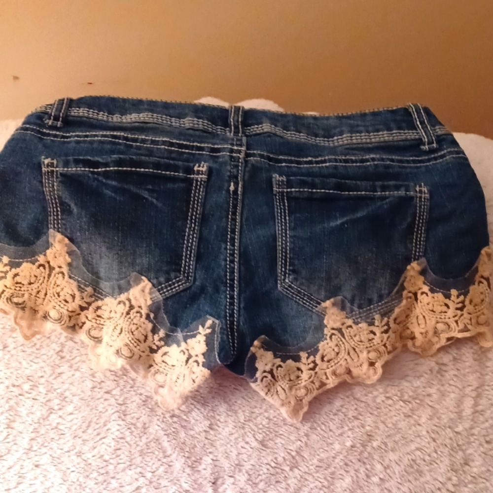 Buy yourself flowers shorts
